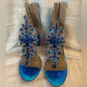 Lemonade Bejeweled Chunky Heel Iridescent Mermaid Sandal 8.5